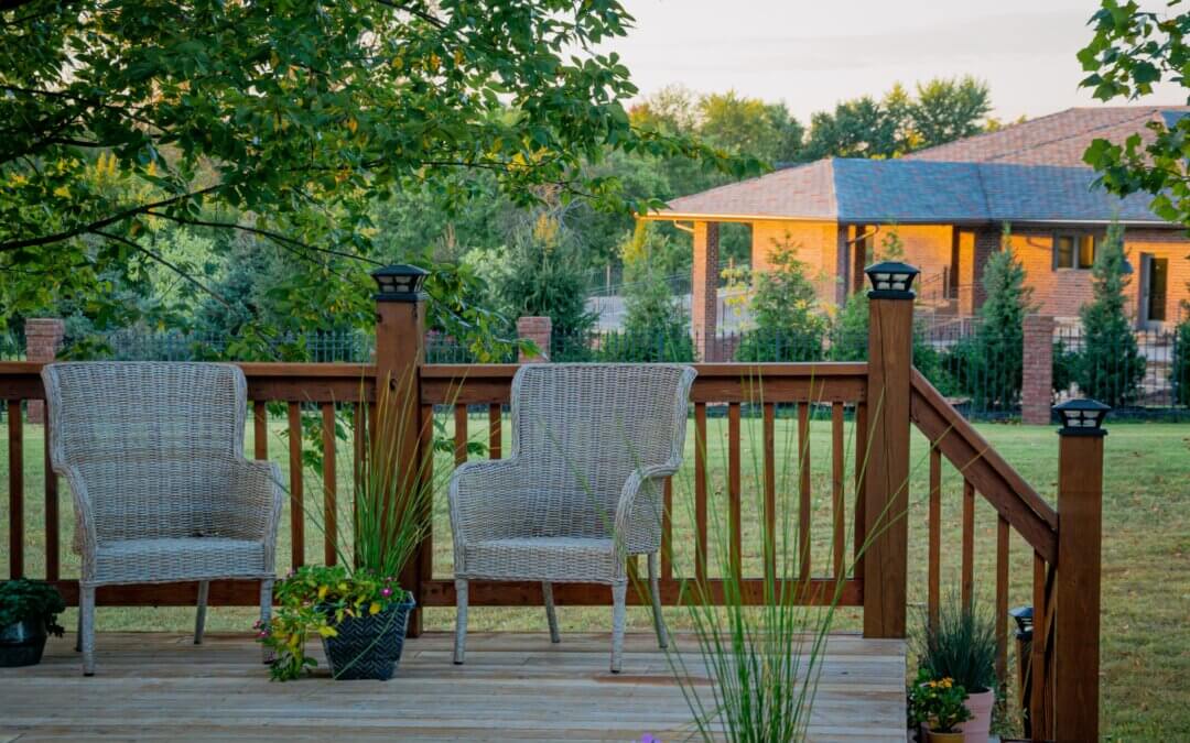 From Drab to Fab: Deck Design Ideas To Transform Your Small Outdoor Space